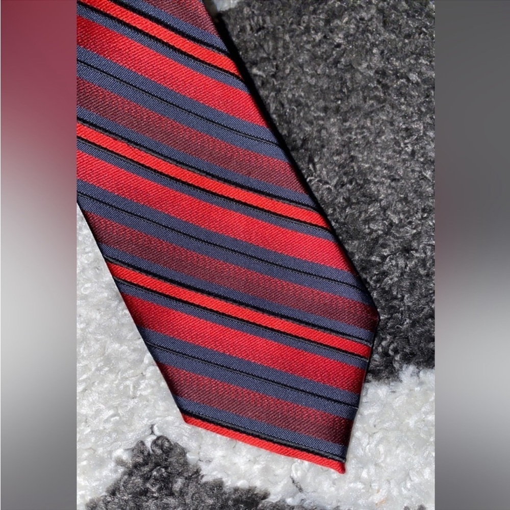 NWOT APT.9 Red Striped Tie